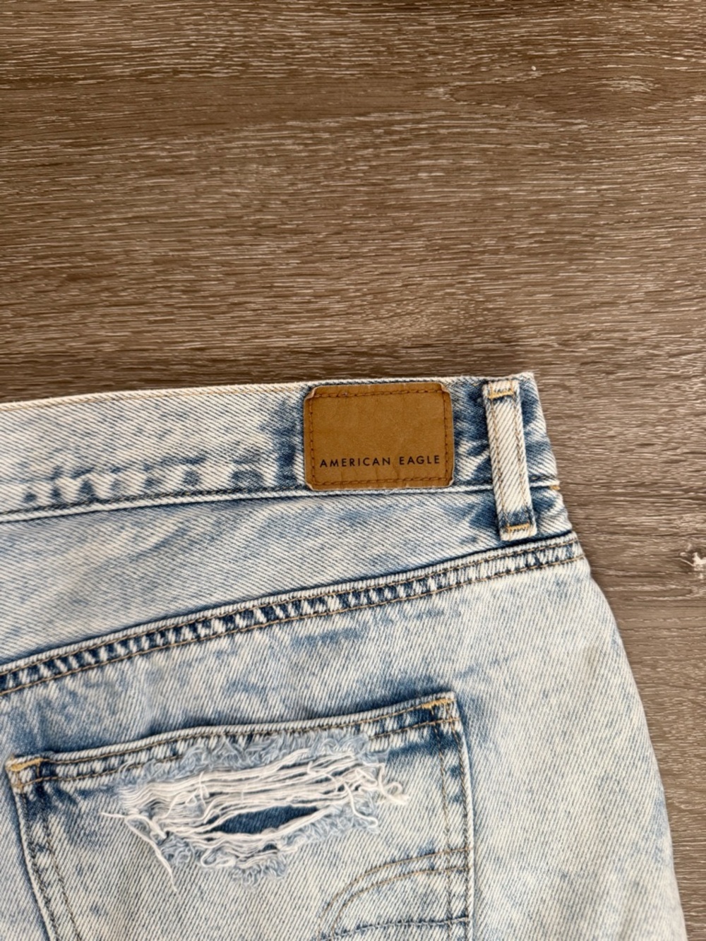 American Eagle Outfitters Light Wash Distressed Denim Jean Mom Shorts - Picture 3 of 5